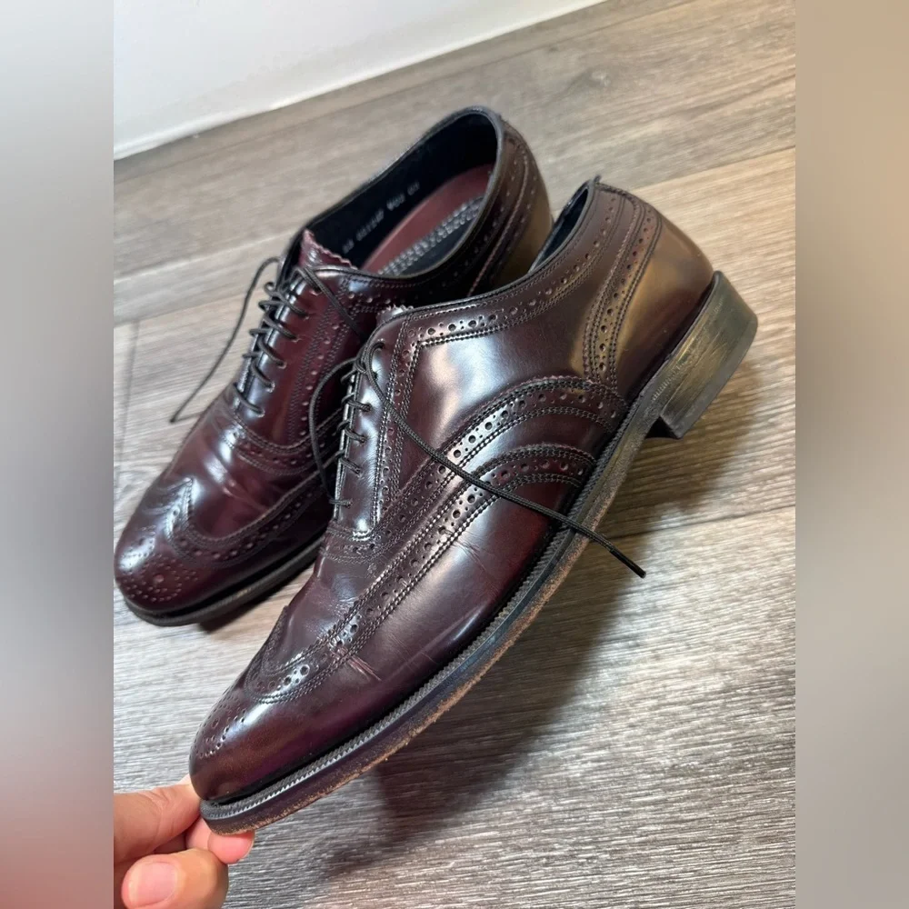 Florsheim Men's Oxford Brogues - Deep Burgundy size 8.5 (s251)